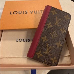 Louis Vuitton iPhone X/XS folio case.